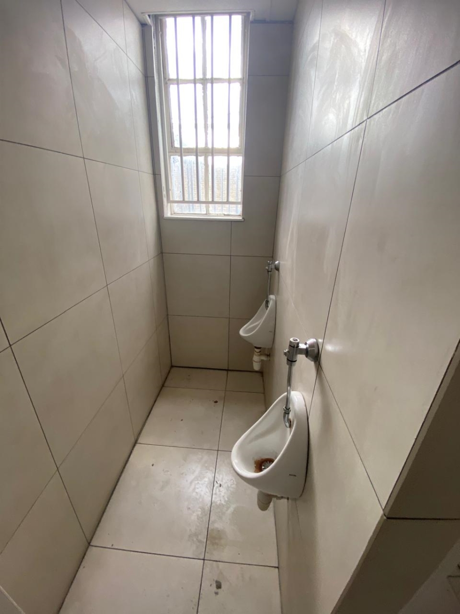 To Let commercial Property for Rent in Brackenfell Central Western Cape